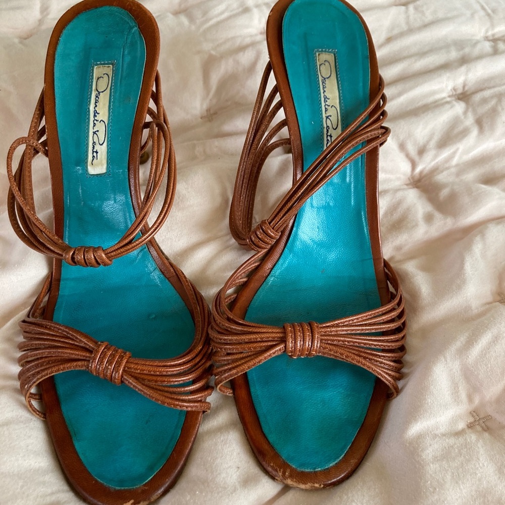 Oscar de la Renta strappy heels brown leather
